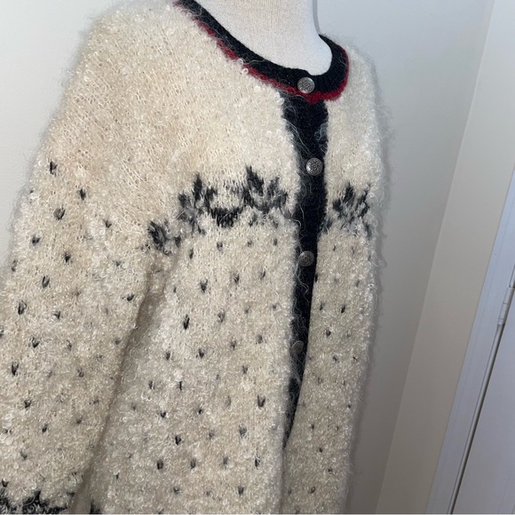 Vintage Jones NY Hand-Knit Mohair/Wool Fuzzy Cozy Cardigan Sweater Size Medium - Picture 11 of 14